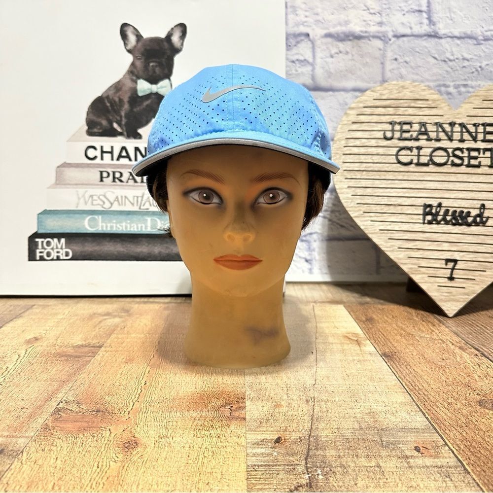 Nike Featherlight Run Logo Performance Adjustable Hat - Light Blue - Picture 3 of 10